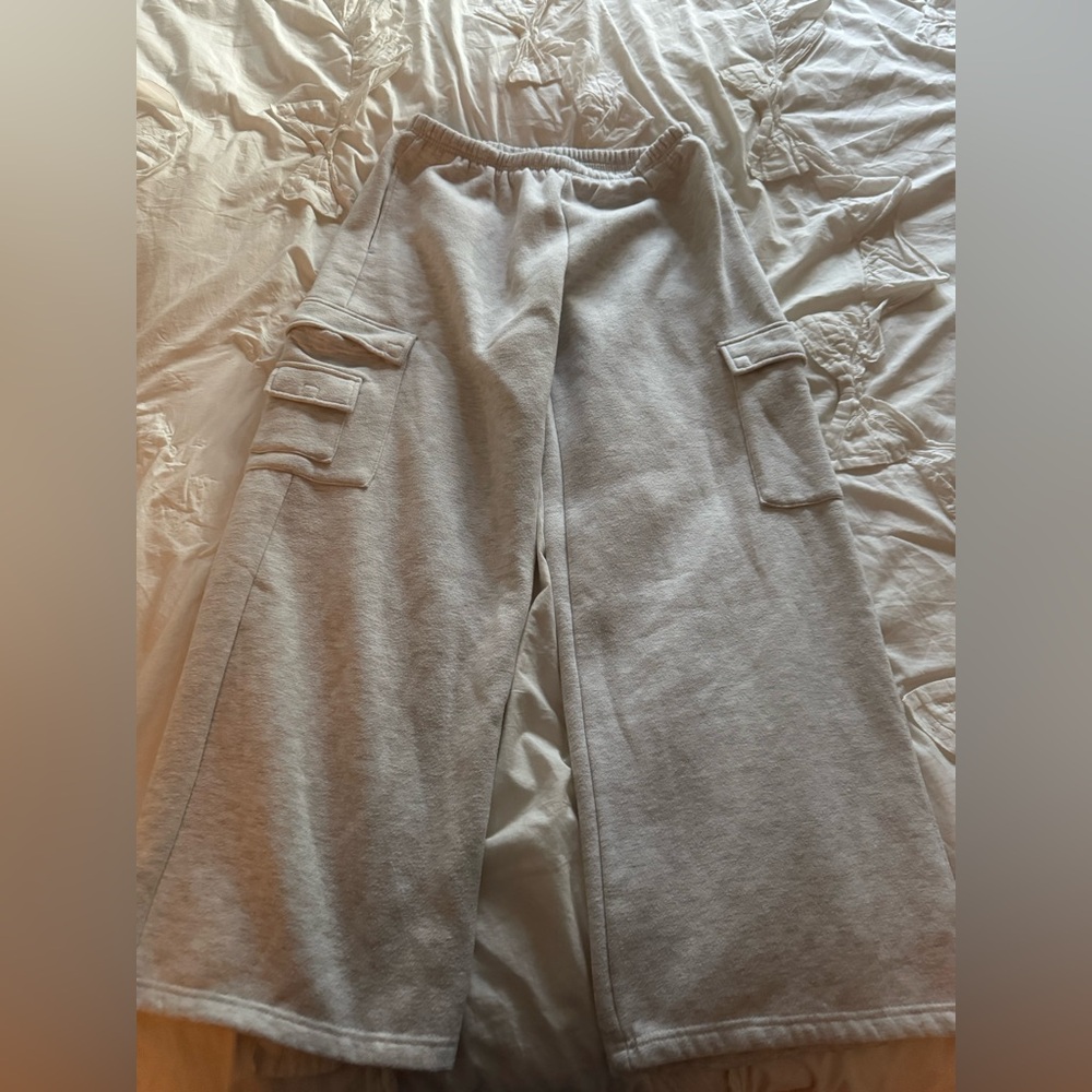 Edikted Wide Leg Cargo Sweatpants
